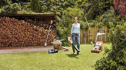 stage-i-akku-compact-range-16x9-im-001 rdax 1500x844 65